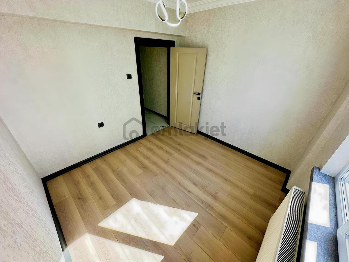 Ulukan'dn Selçuklu'da Ara Kat Full Yapılı L Balkon Ön Cephe 3+1 - 21