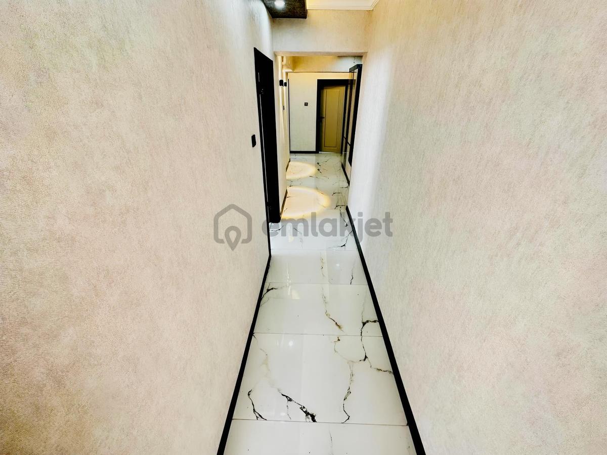 Ulukan'dn Selçuklu'da Ara Kat Full Yapılı L Balkon Ön Cephe 3+1 - 32