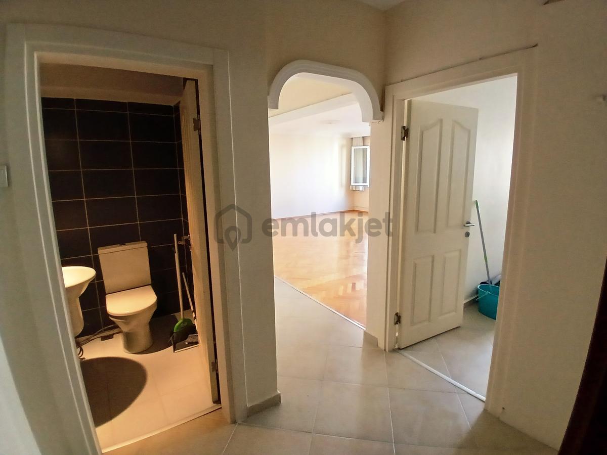 Kozyatağı Oyak C Sitesi'nde Satılık 3+1 Daire - 25