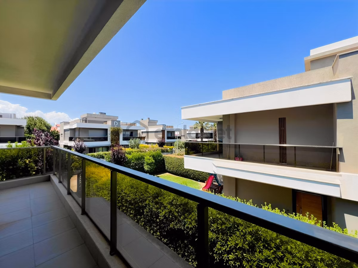 Urla Atatürk Mahallesinde Site İçerisinde Satılık Villa - 29