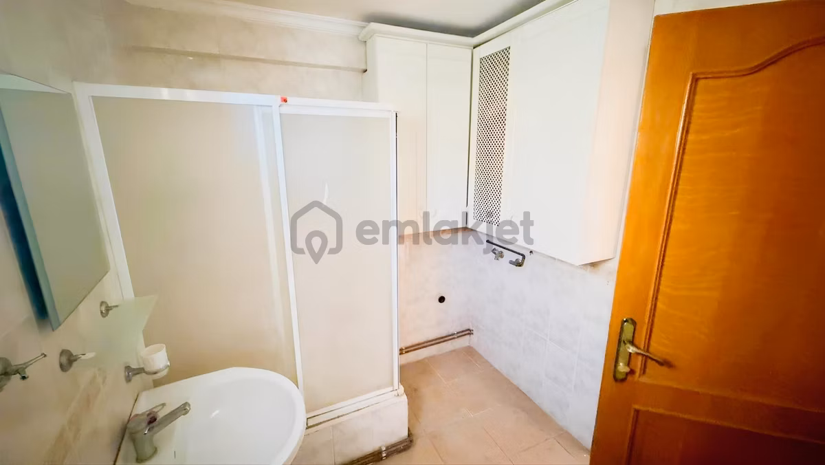 Tuncaydan Şişlide Nezih Konum Geniş Ferah 4+1 Daire - 15