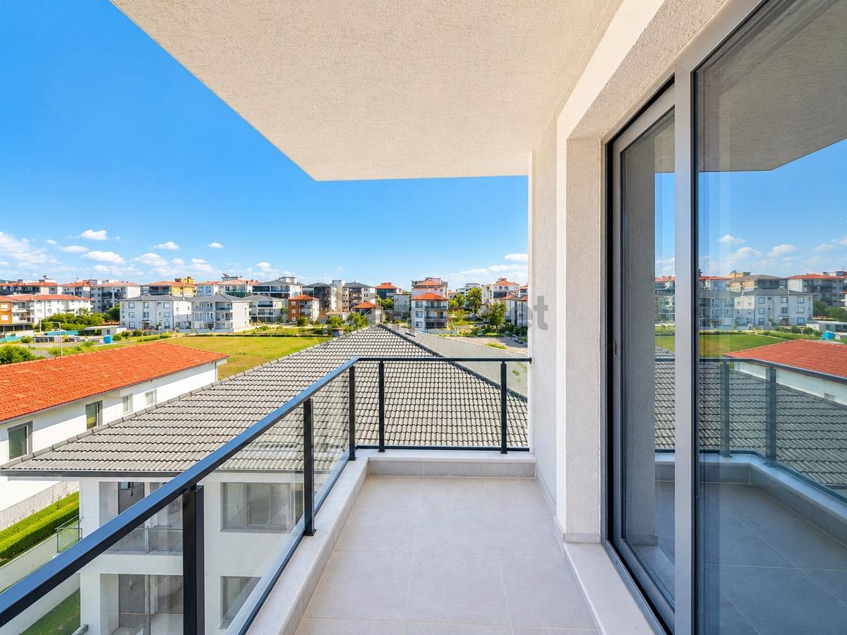 Umas Solutıon'dan Butik Apartman - Ara Kat - Geniş 1+1 Daire - 14