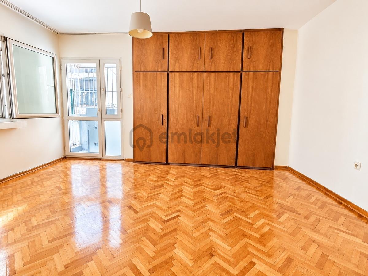 Göztepe Mithatpaşa Caddesinde | 192 M² | 4+1 | Satılık Daire - 16