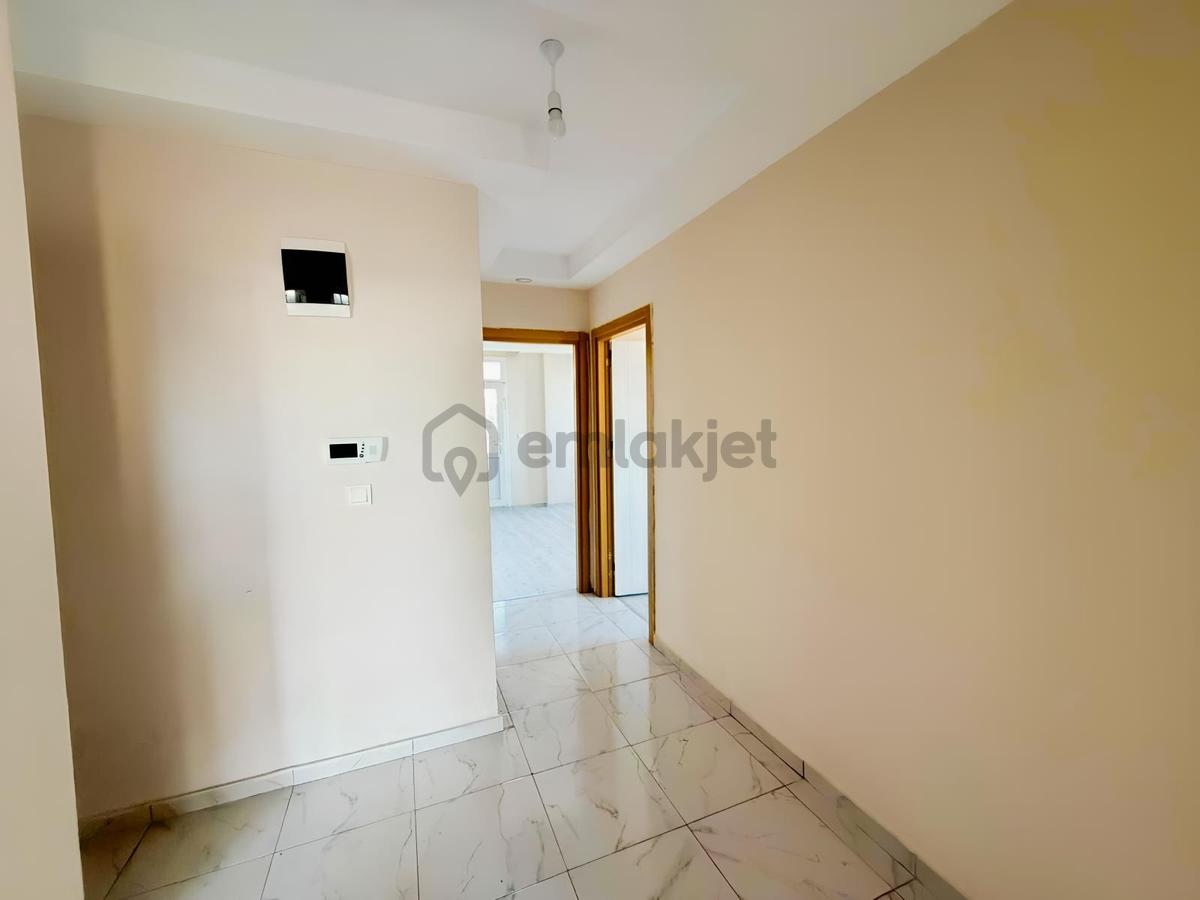 Çarkıpare'de Emınevım'e Uygun 3 + 1 Kombili Satlık Daire - 24