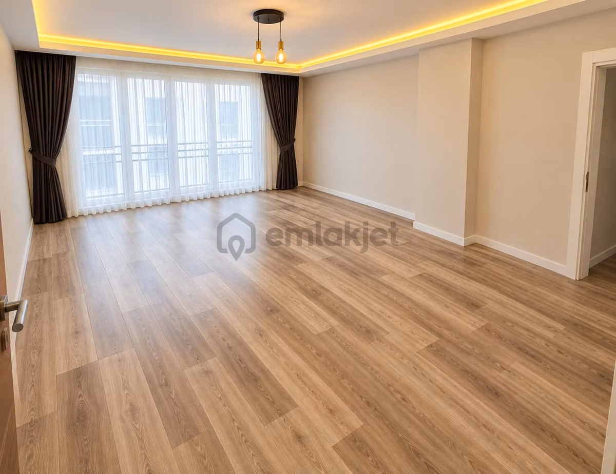 Sahibinden Merkezde Kiralık 2+1 Aile Binasında Daire - 16