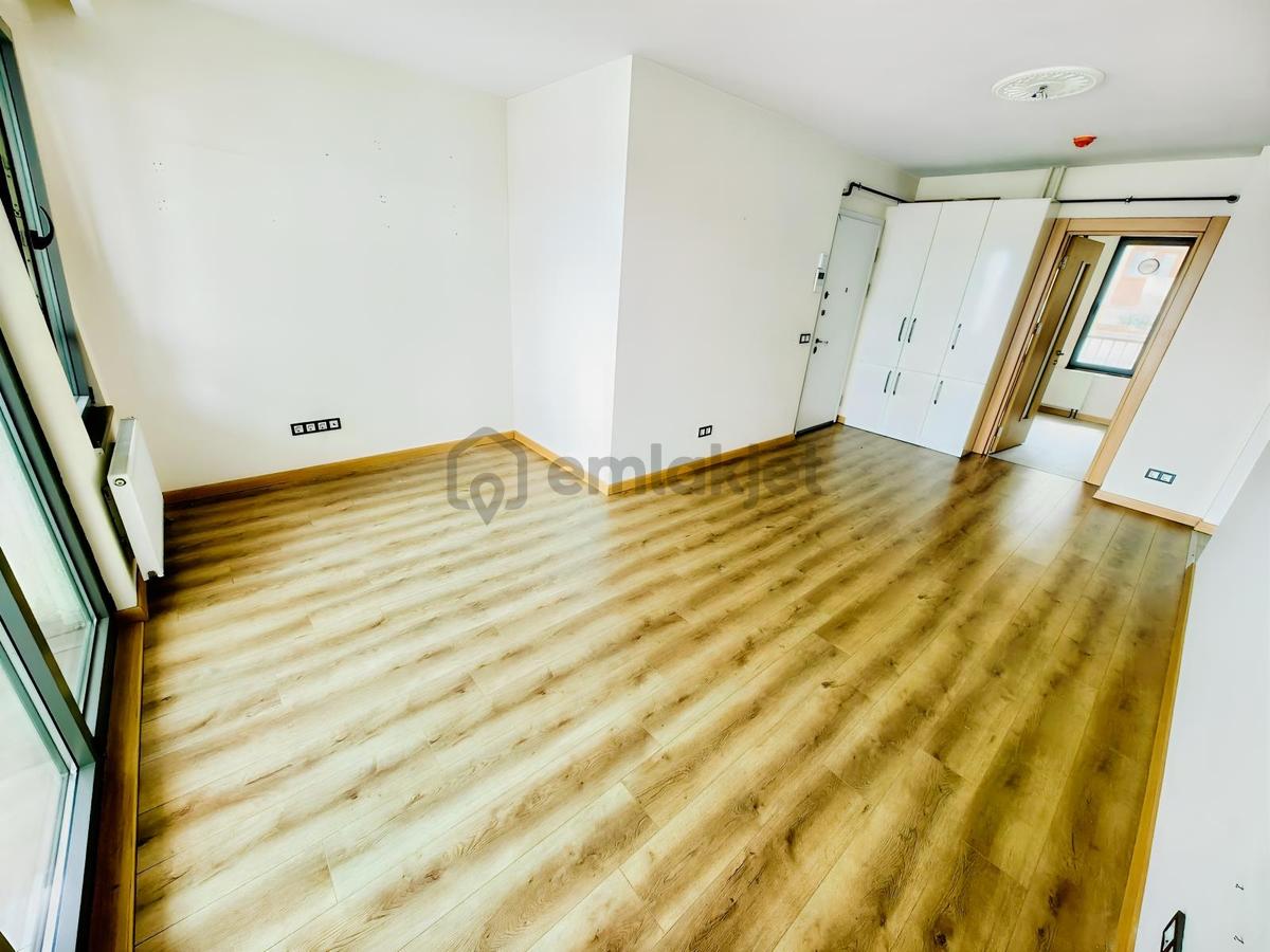 Yeşil Bahçe'den Beyoğlu Sütlüce Toki 3 Cepheli Sitede Tek 2+1 - 11