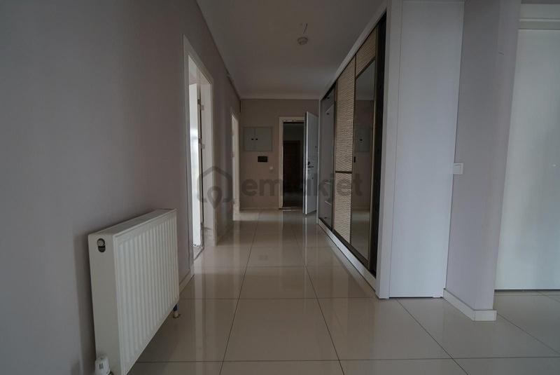 4+1 193 Metre Net Geniş, Bakımlı 3 Cepheli Daire - 17