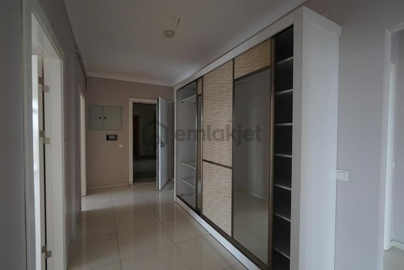 4+1 193 Metre Net Geniş, Bakımlı 3 Cepheli Daire - 21
