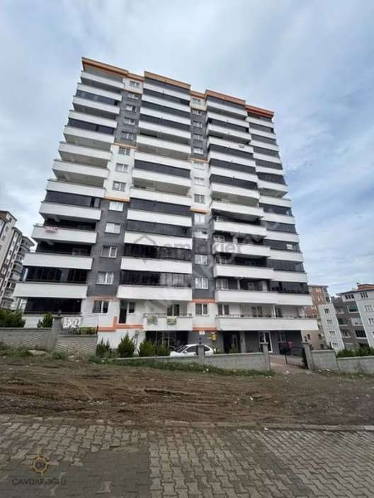 Atakum-yenimahalle'decağaloğlu Bulvarı Üstünde 2+1 Satılık Daire