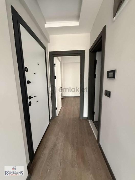 Rönesans Emlak'tan Lüks Satılık 1+1 Daire - 24