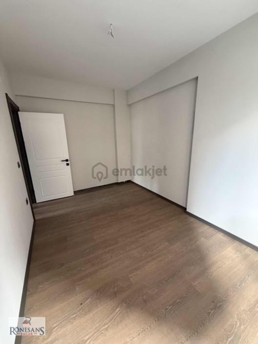 Rönesans Emlak'tan Lüks Satılık 1+1 Daire - 25