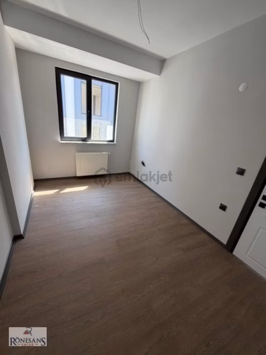 Rönesans Emlak'tan Lüks Satılık 1+1 Daire - 13