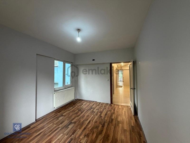 Kozyatağı Sümko' Da 3+1 120 M2 Net 'boş'... - 15