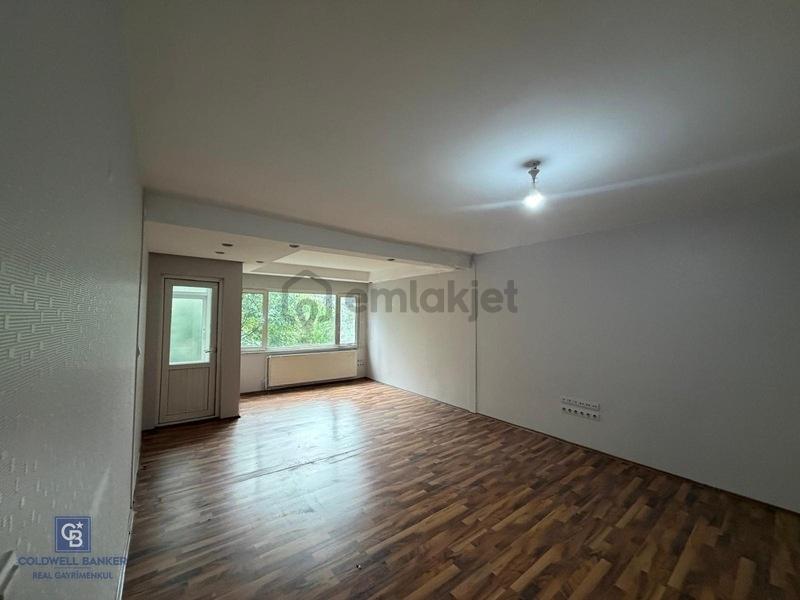 Kozyatağı Sümko' Da 3+1 120 M2 Net 'boş'... - 3