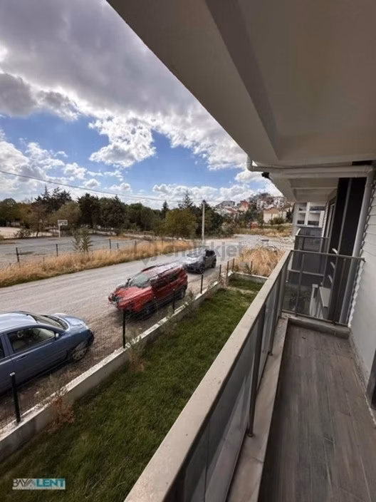 Gaziosmanpaşada Okulun Karşısı Kiralık 2+0 - 20