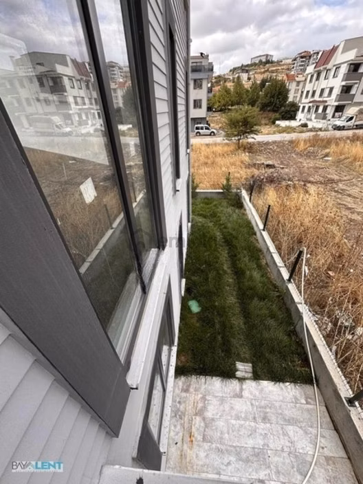 Gaziosmanpaşada Okulun Karşısı Kiralık 2+0 - 9
