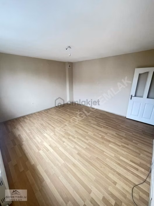 Pendik Velibaba Sağlık-sen Sitesinde Asansörlü 2+1 Kiralık Daire - 6