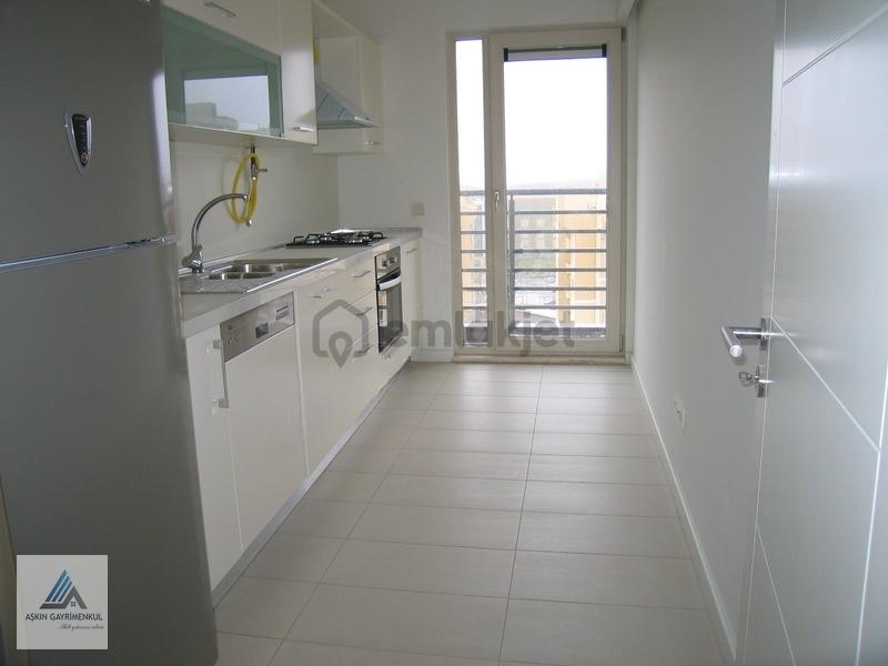 Atakent Bosphorus City Ful Tadilatlı 2+1 Daire Kapalı Mutfak