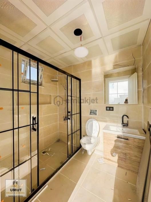 Edremit'te Hilton Oteli Arkasında Satılık 6+1 Triplex Villa - 25
