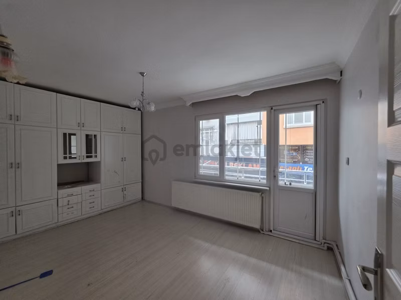 Bursa Emlak Alem-i Merkezde Kiralık 2+1 90 M2 Daire - 3