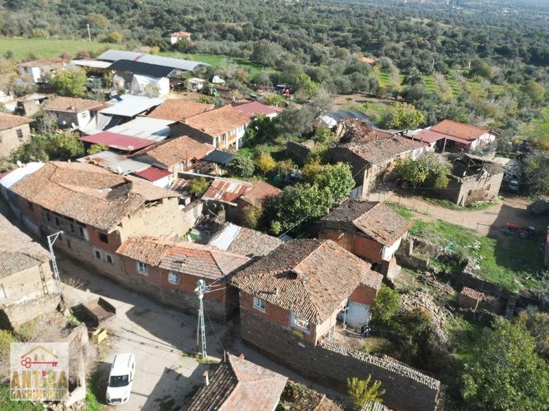 Antika'dan Tarihi Birgide Satılık Bahçeli Taş Yapı Müstakil Ev - 10
