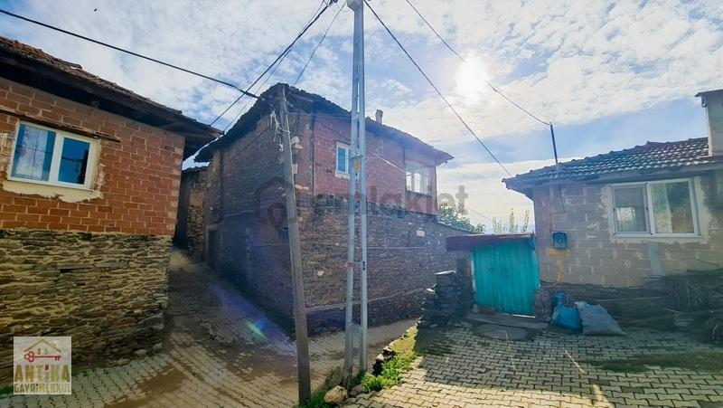 Antika'dan Tarihi Birgide Satılık Bahçeli Taş Yapı Müstakil Ev - 14