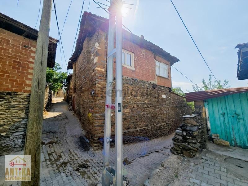 Antika'dan Tarihi Birgide Satılık Bahçeli Taş Yapı Müstakil Ev - 13
