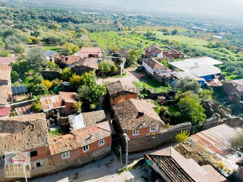 Antika'dan Tarihi Birgide Satılık Bahçeli Taş Yapı Müstakil Ev - 4