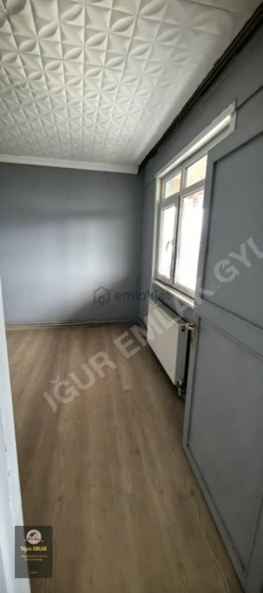 Osmangazi Caddeüstü Köşe Başı 3+1 Kiralık - 12