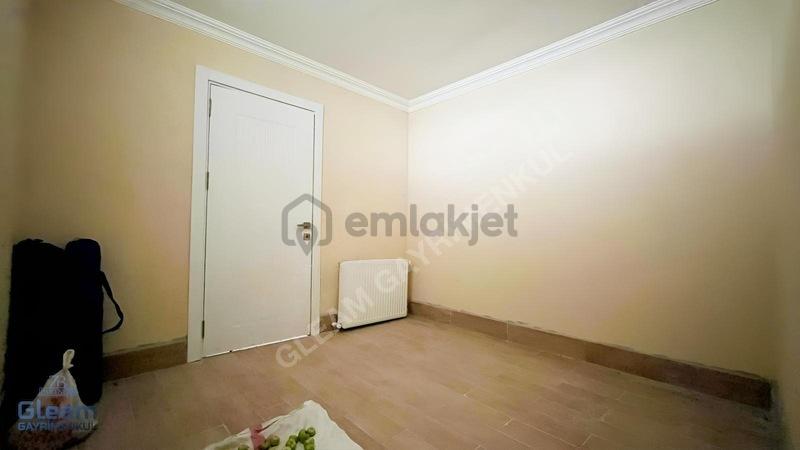 Bahçelievlerde Denize Yakın Satılık 6+1 Villa - 33