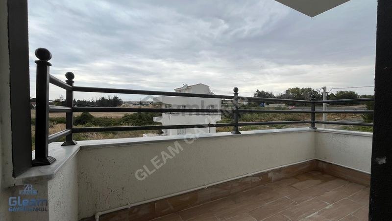 Bahçelievlerde Denize Yakın Satılık 6+1 Villa - 23