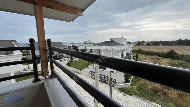 Bahçelievlerde Denize Yakın Satılık 6+1 Villa - 29
