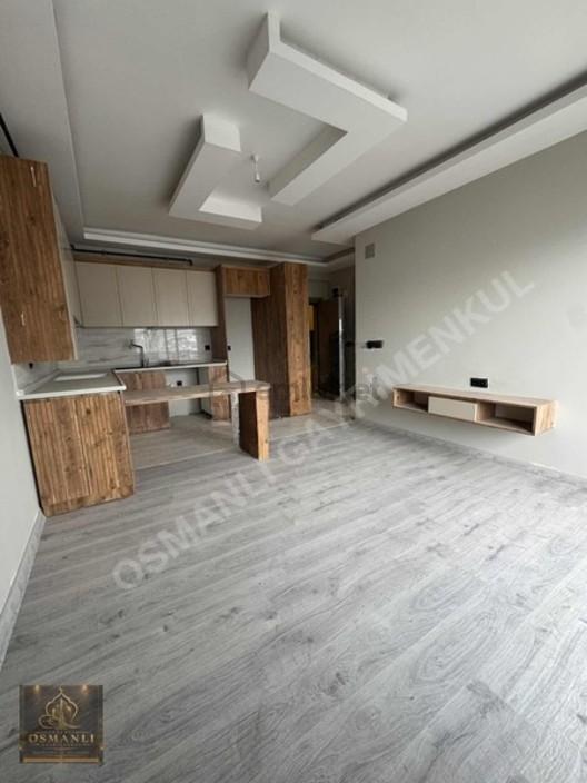 Erdemli'de Denize 100 Metre 1+1 Daire - 22