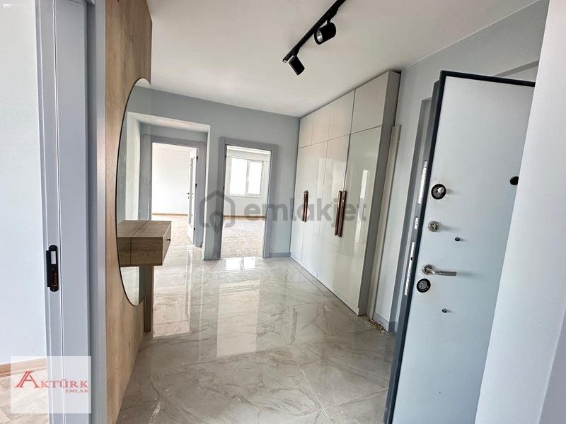 //aktürk Emlak\\iskan Alınmış Çift Balkon Güney Ara Kat 3+1daire - 22