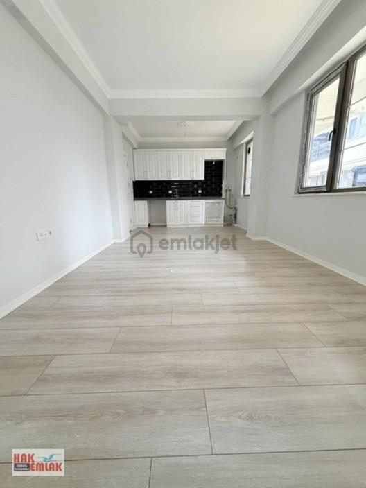 Hak Emlak Kültür Mahallesi Yüksek Giriş 1+1 Satılık Daire - 11