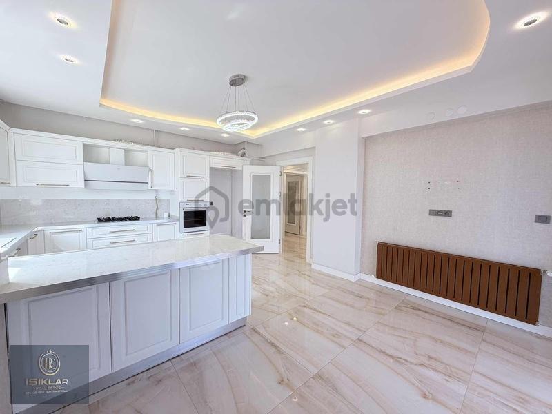 Enes Işık 'tan Ana Cadde Üzeri 4+1 Ultra Lüks Daire - 19
