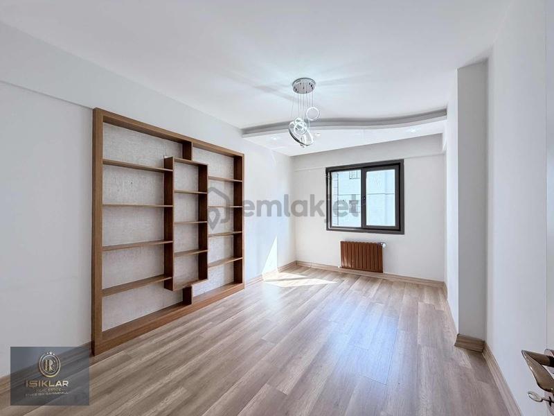 Enes Işık 'tan Ana Cadde Üzeri 4+1 Ultra Lüks Daire - 21
