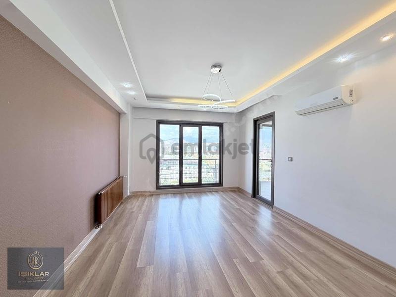 Enes Işık 'tan Ana Cadde Üzeri 4+1 Ultra Lüks Daire - 10