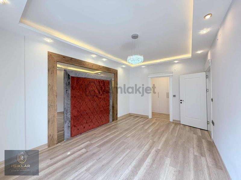 Enes Işık 'tan Ana Cadde Üzeri 4+1 Ultra Lüks Daire - 30