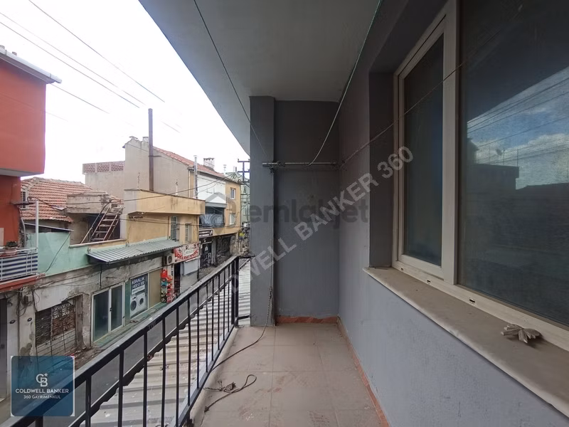 Bornova Altındağ'da Ferah 3 Cepheli 3+1 Satılık Daire - 16