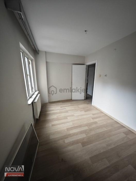 Manisa Erler Caddesi Üzeri 3+1 135m2 Satılık 2.kat Daire - 16