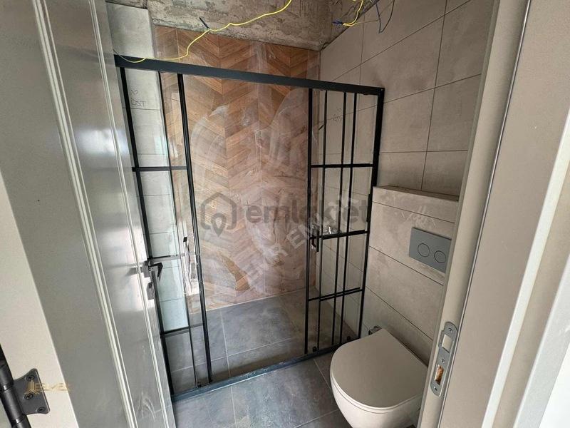 Emr'den Cadde Üzeri Göl Manzaralı 2+1 Lüks Satılık Daire - 30