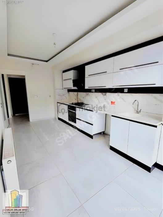 Türk-iş Konutlarında Kiralık 3+1 Geniş Daire - 20