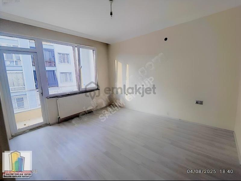 Türk-iş Konutlarında Kiralık 3+1 Geniş Daire - 28