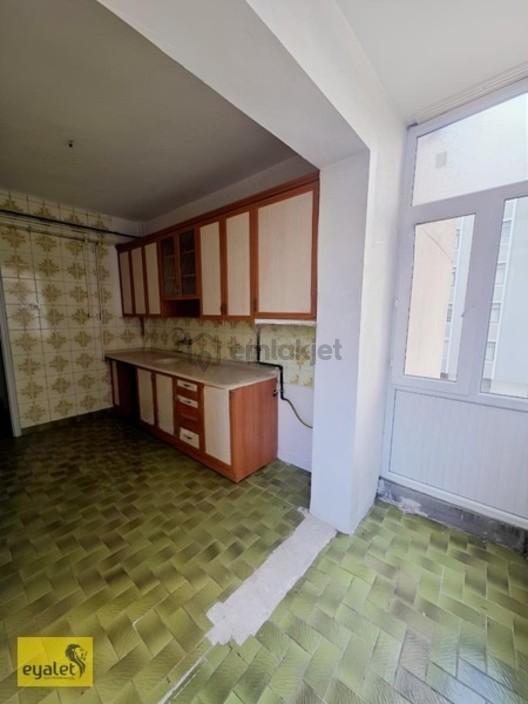 İstasyon Caddesinde 3+1 Kiralık Daire - 11