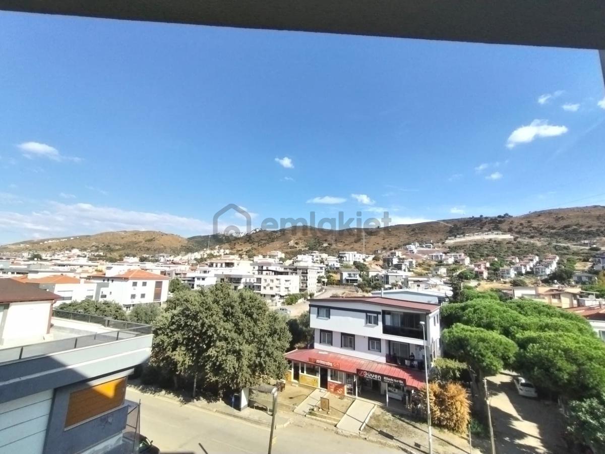 Seferihisar Caddesi Üzerinde, Sıfır Binada, Lüks , Modern Ve Konforlu 2+1 Daire - 17