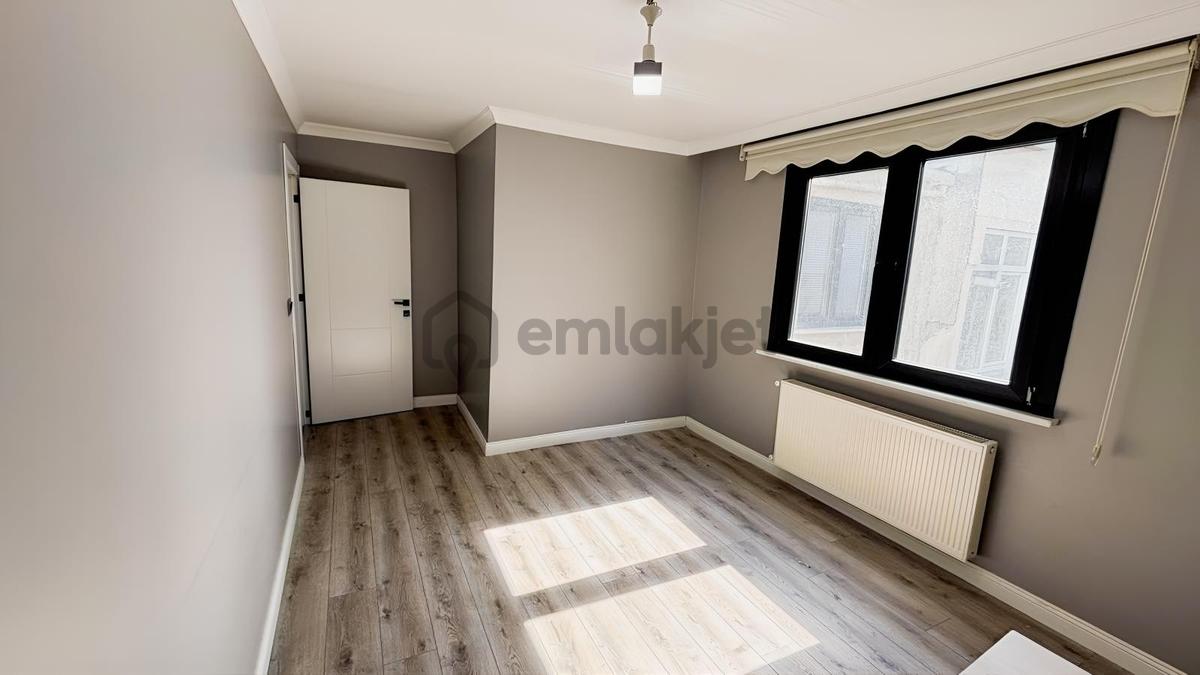 Gaziosmanpaşa Bağlarbaşında Kiralık 1+1 Daire - 15
