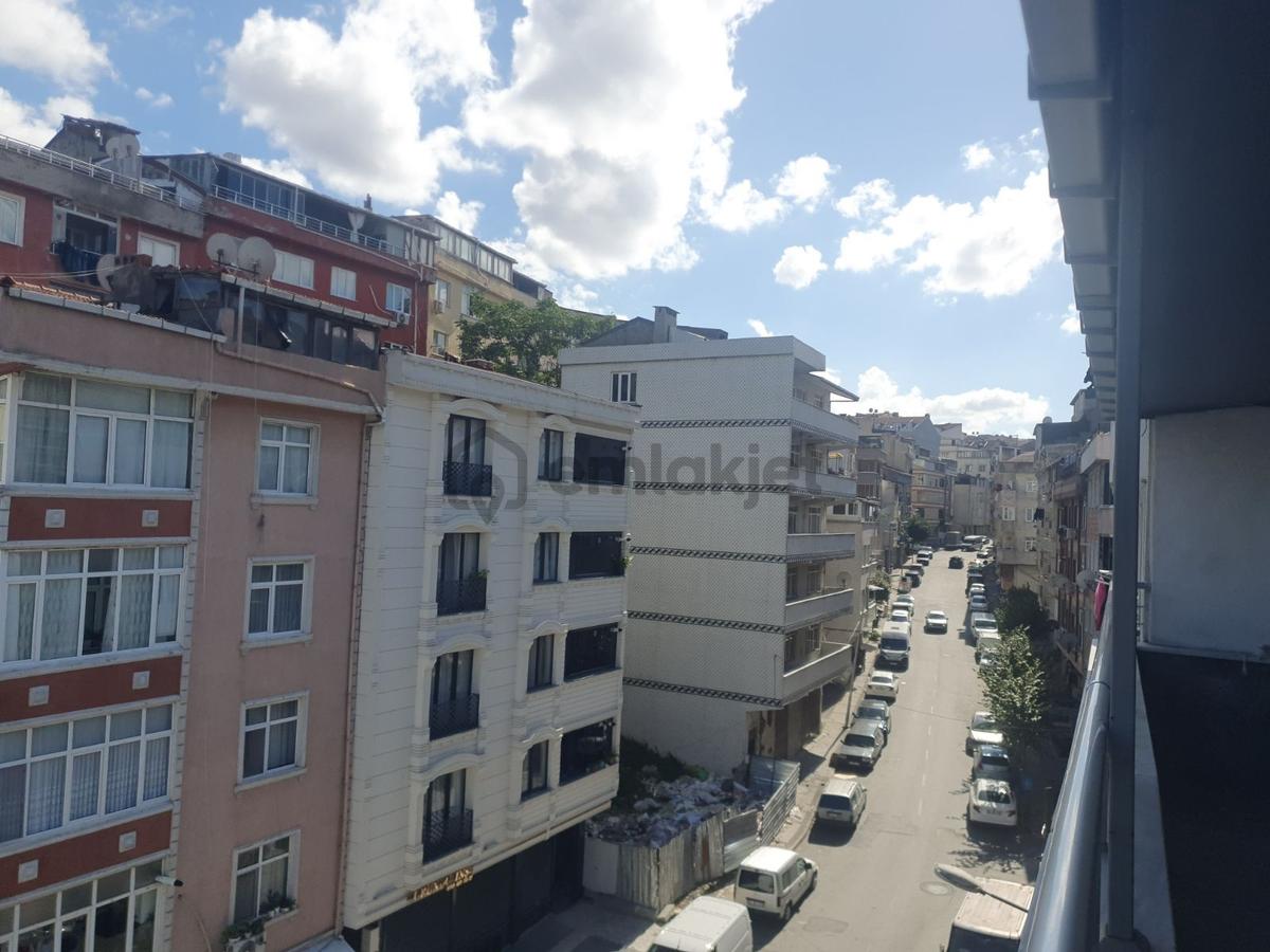 Gaziosmanpaşa Bağlarbaşında Kiralık 1+1 Daire - 28
