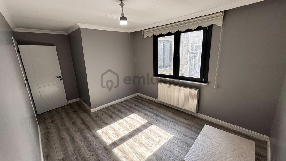 Gaziosmanpaşa Bağlarbaşında Kiralık 1+1 Daire - 18