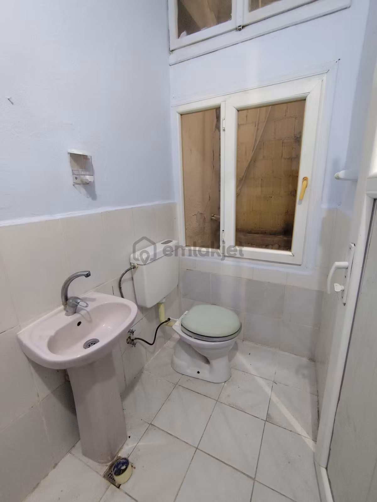 Mithatpaşa Mahallesin'de 2+1 Kiralık Müstakil Ev - 12